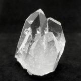 水晶クラスターJ（ブラジル  ミナス・ジェライス州 トマス・ゴンザーガ産）